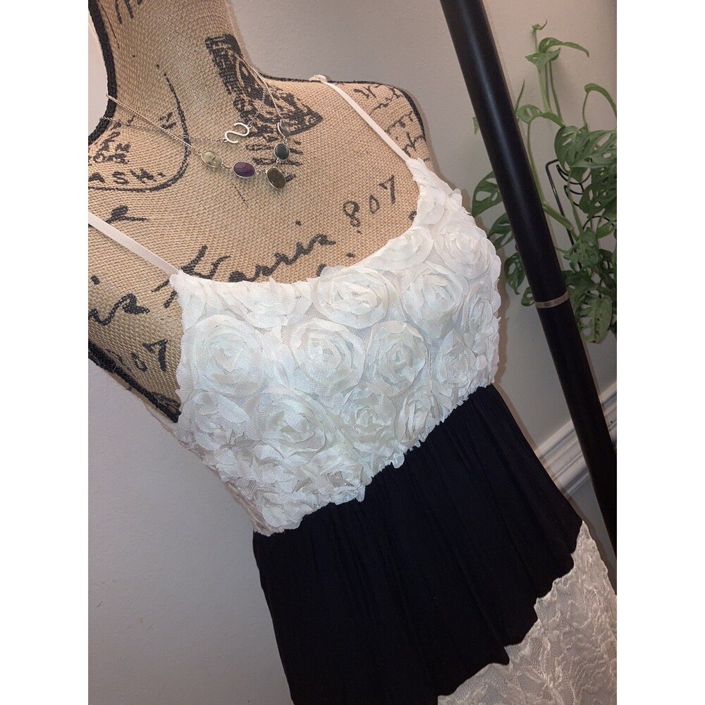 Second Skin Rose Lace Bodycon Dress Womens Party Medium Large Black Juniors